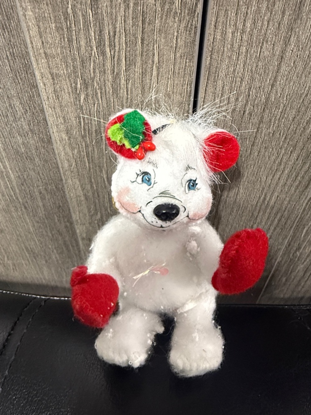 Annalee Holly Jolly Christmas Baby Polar Bear Holiday Ornament 6" Posable Doll
